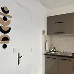 Polikseni Orfanidou Apartamento Rhodes City